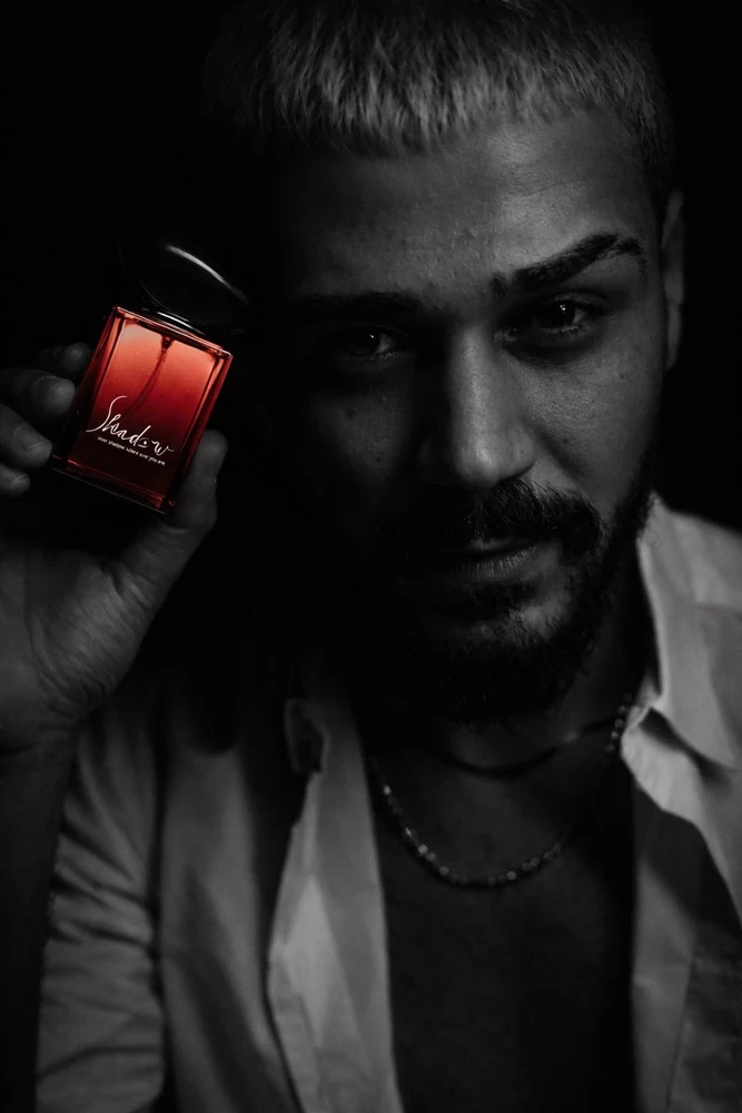 Shadow Red